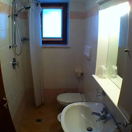 Otel Scandola 3*